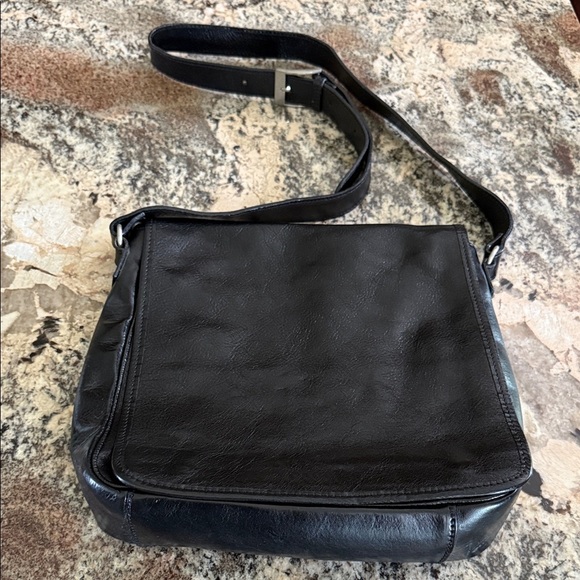 Italian Leather | Made In Italy | Black Shoulder Bag - Picture 1 of 5